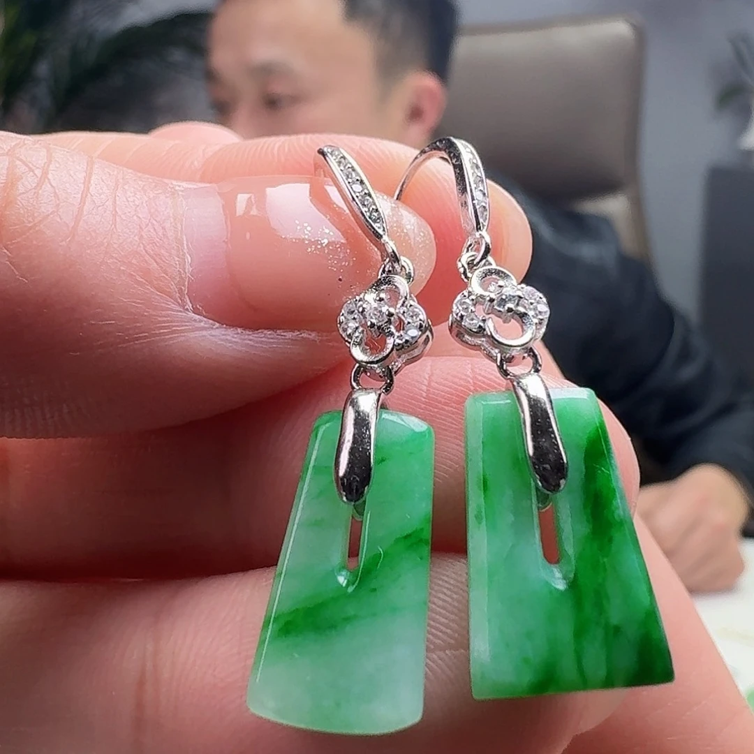 翡翠耳饰银S925镶嵌天然