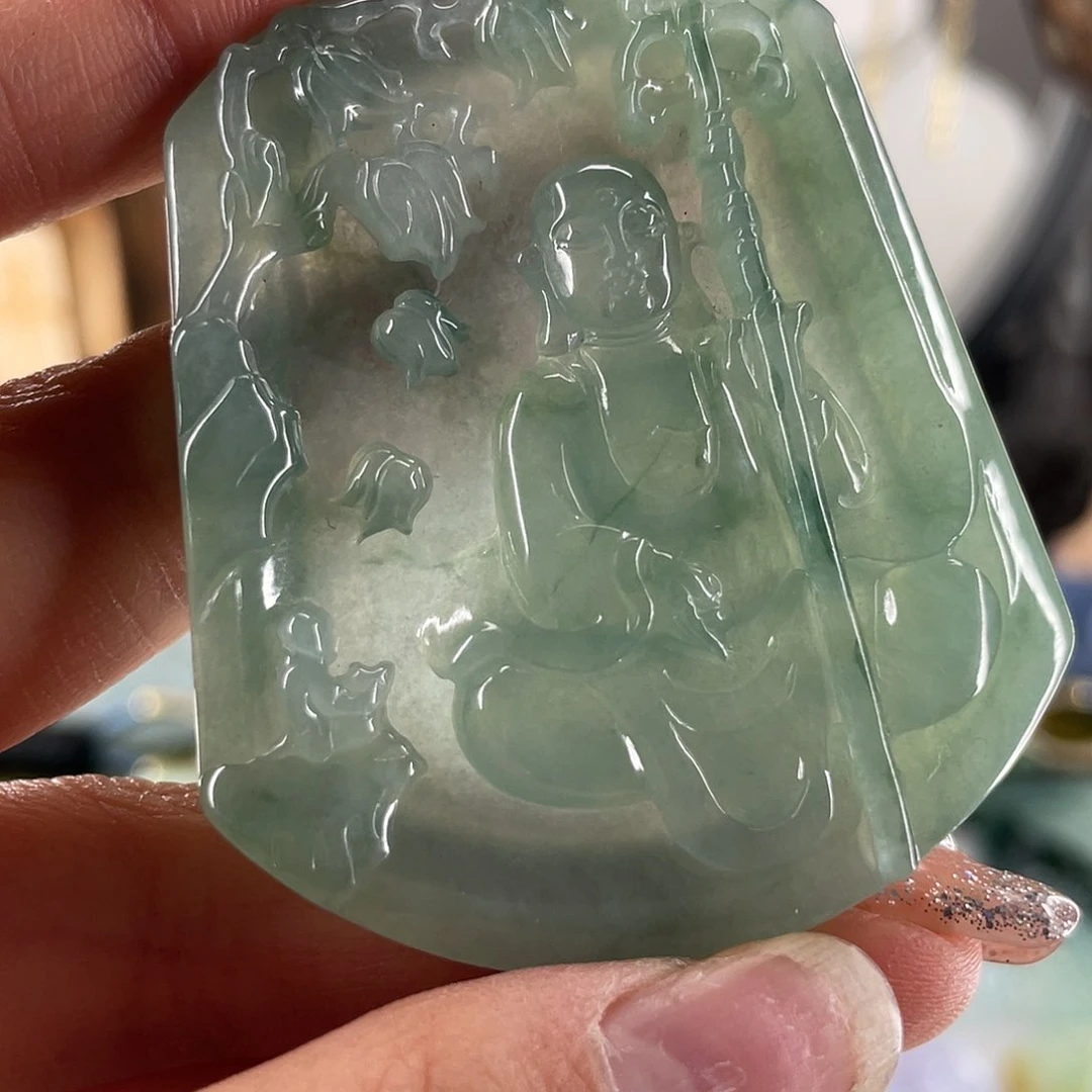 翡翠颈饰未镶嵌牌子