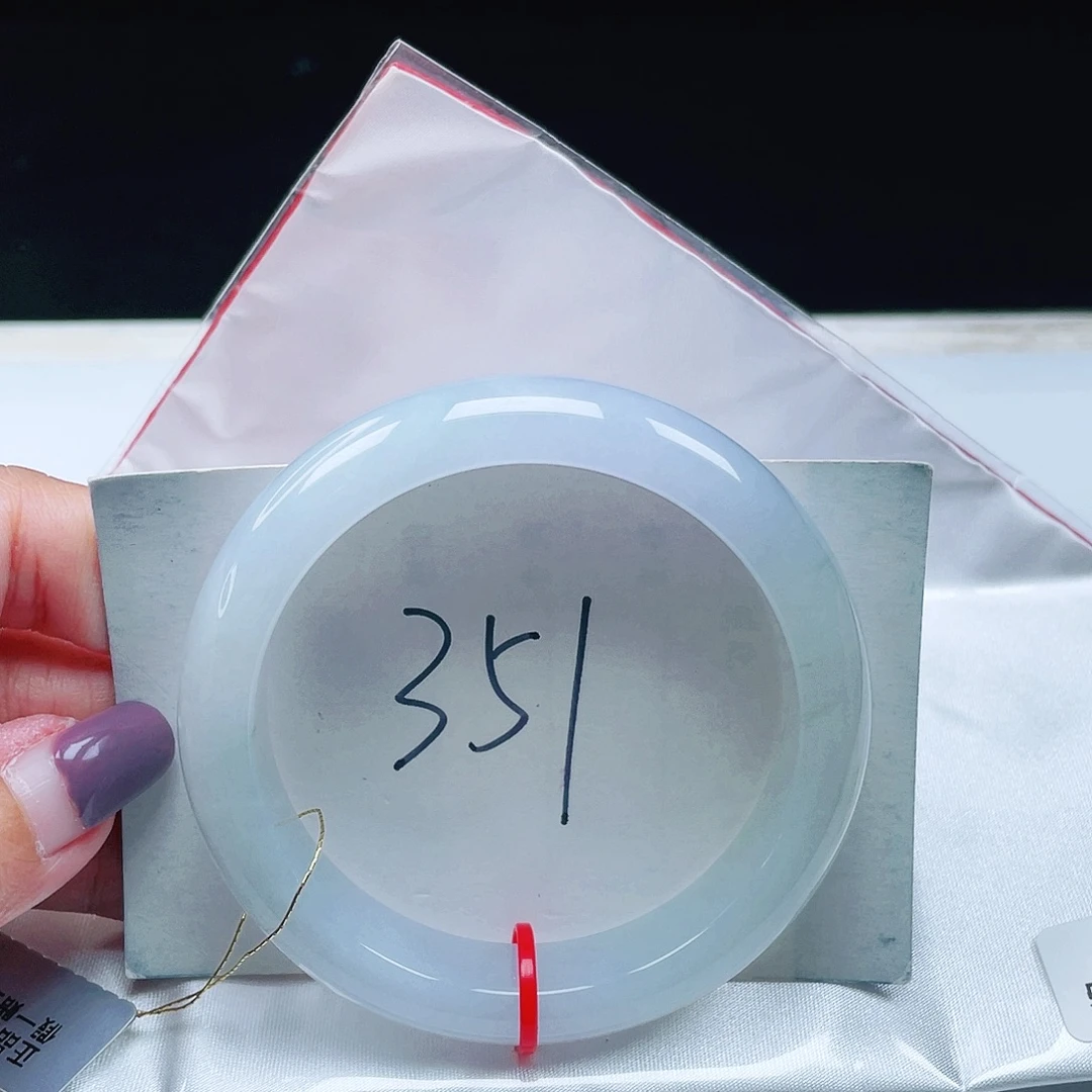 翡翠未镶嵌手镯缅甸翡翠56+