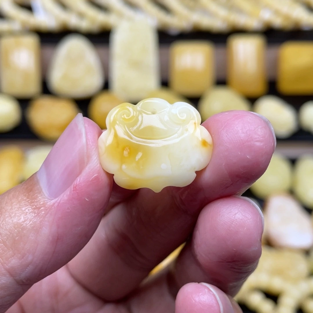 琥珀未镶嵌裸石琥珀蜜蜡