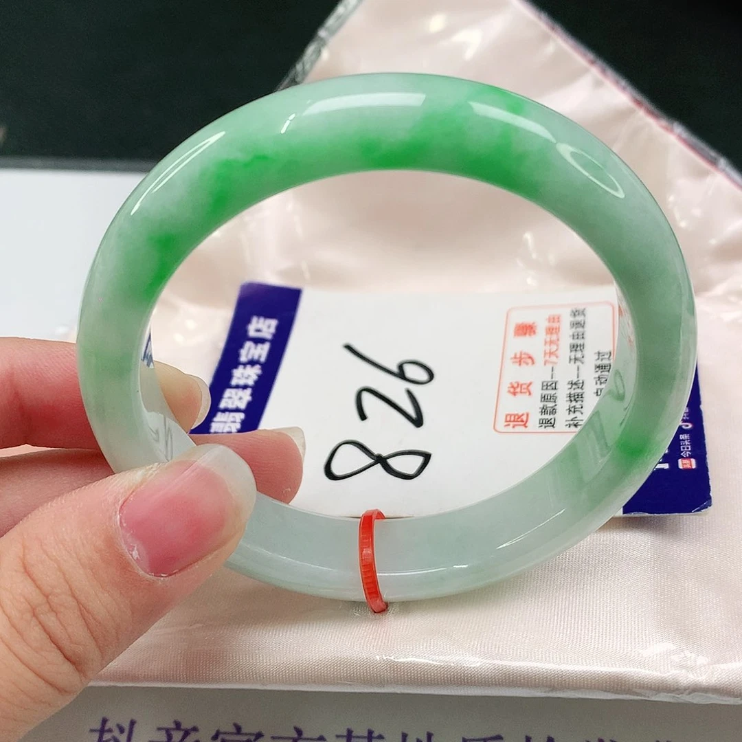 未镶嵌手镯翡翠翡翠