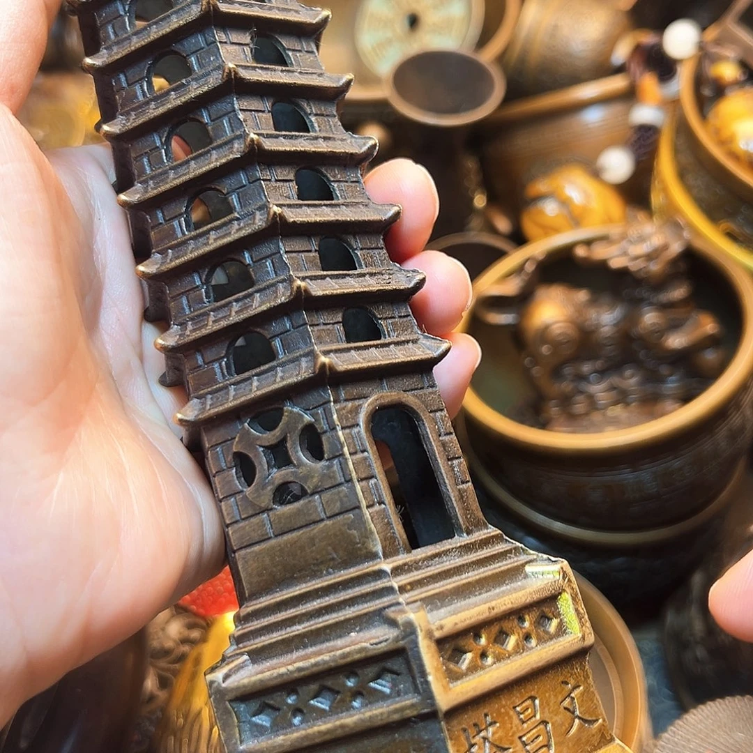 精美铜器工艺品等