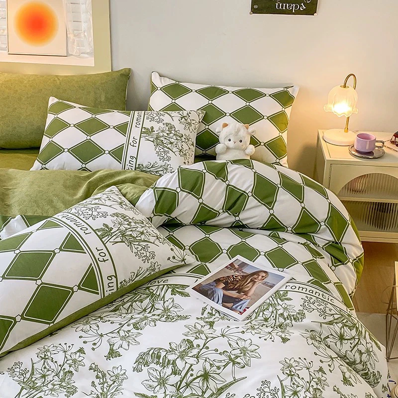 小华约200*230抹茶绿素描印花菱形格全棉被套