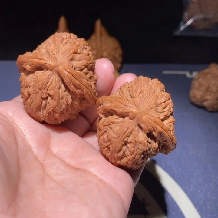 吊坠文玩核桃41尺南疆石