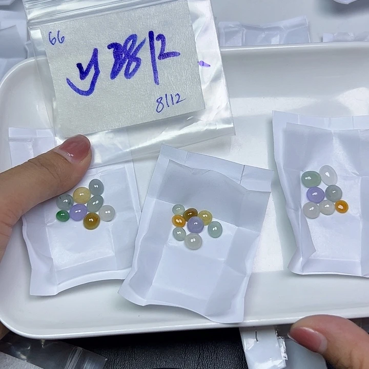未镶嵌定制翡翠y***熠不