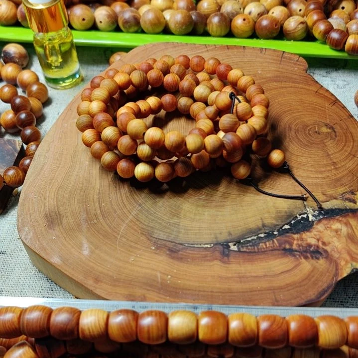 君**?太行崖柏手工艺品