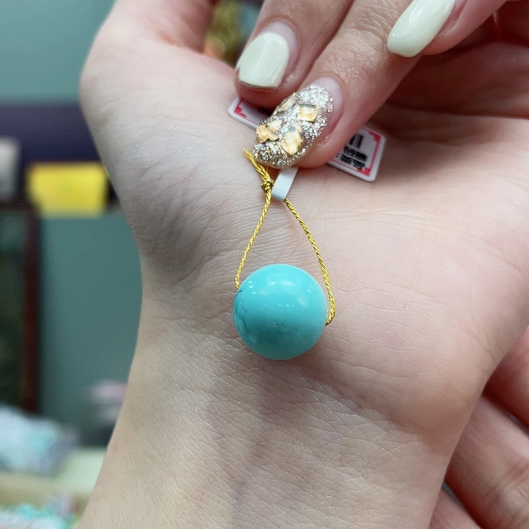 绿松石颈饰未镶嵌