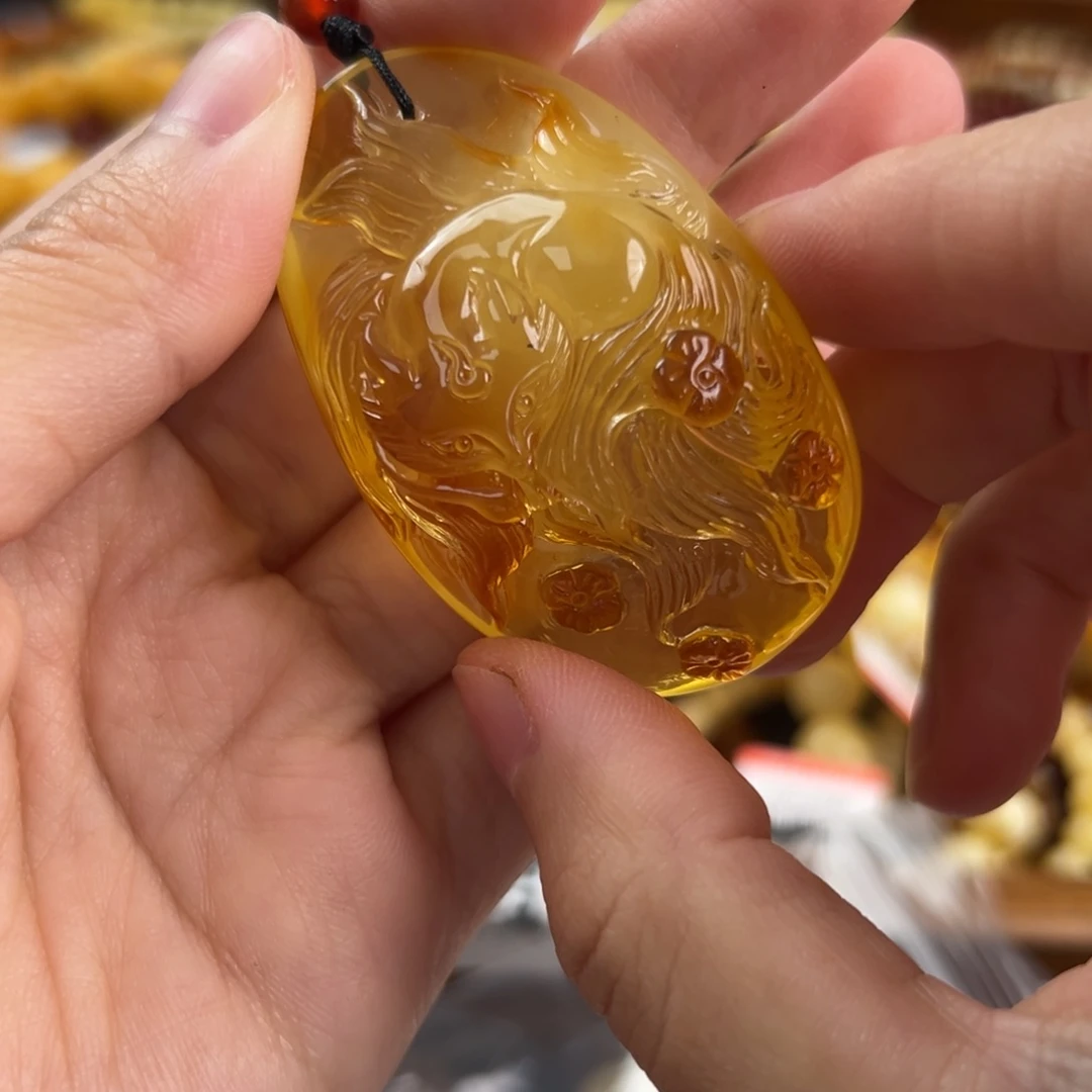 琥珀未镶嵌珠宝奇石