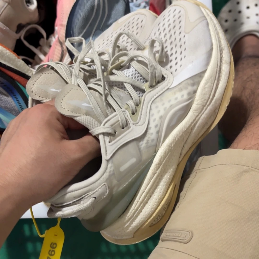 再生纤维素纤维战损鞋子