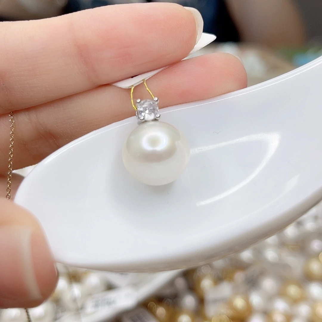 淡水珍珠合金吊坠(赠链)