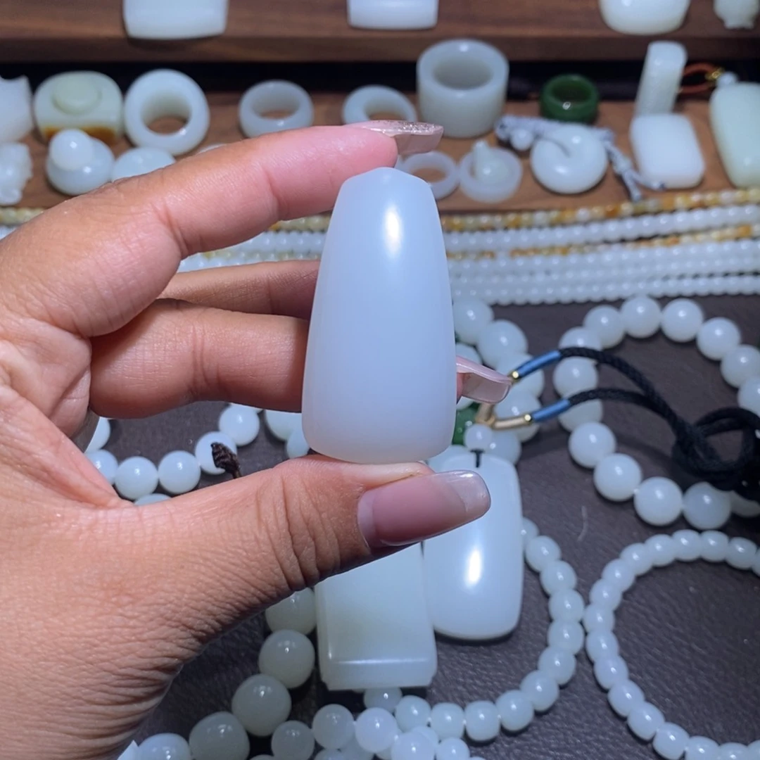 未镶嵌手链和田玉（糖玉）M**O