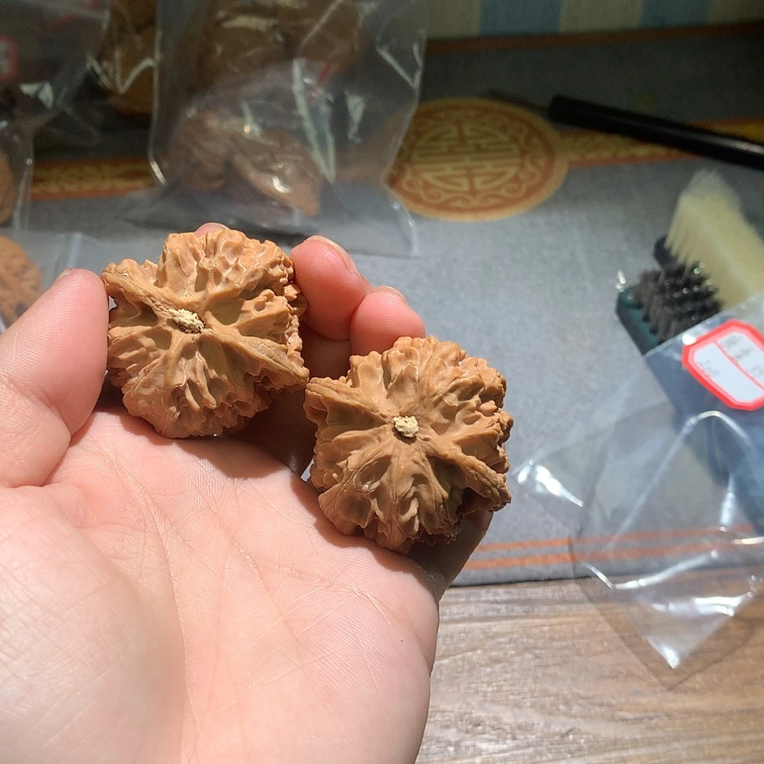 吊坠文玩核桃精选核桃狮子头一对