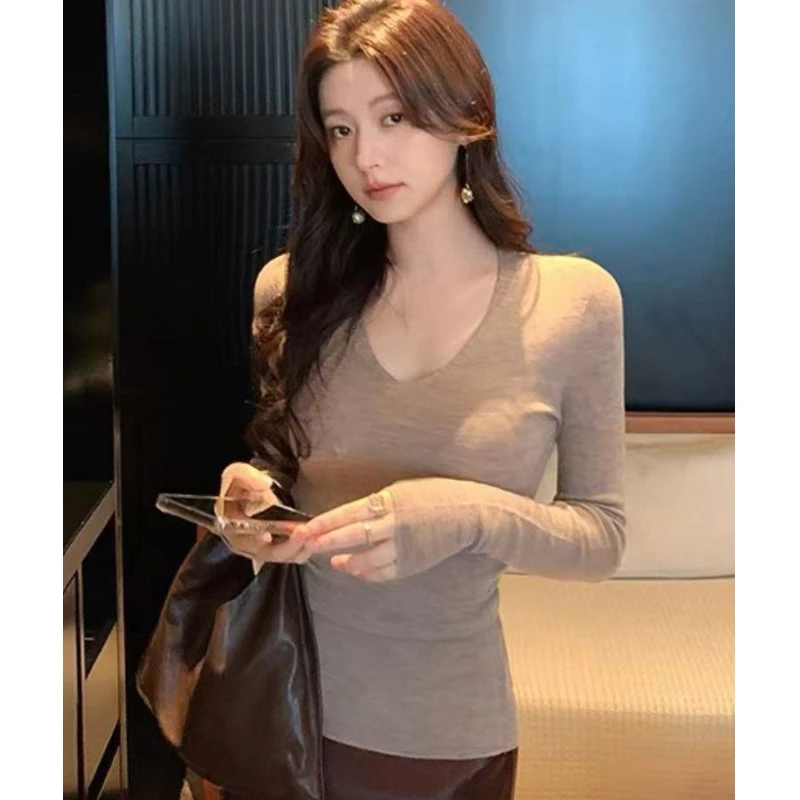 羊毛衫女显瘦网红打底衫长袖百搭上衣纯色保暖薄款针织衫气质毛衣