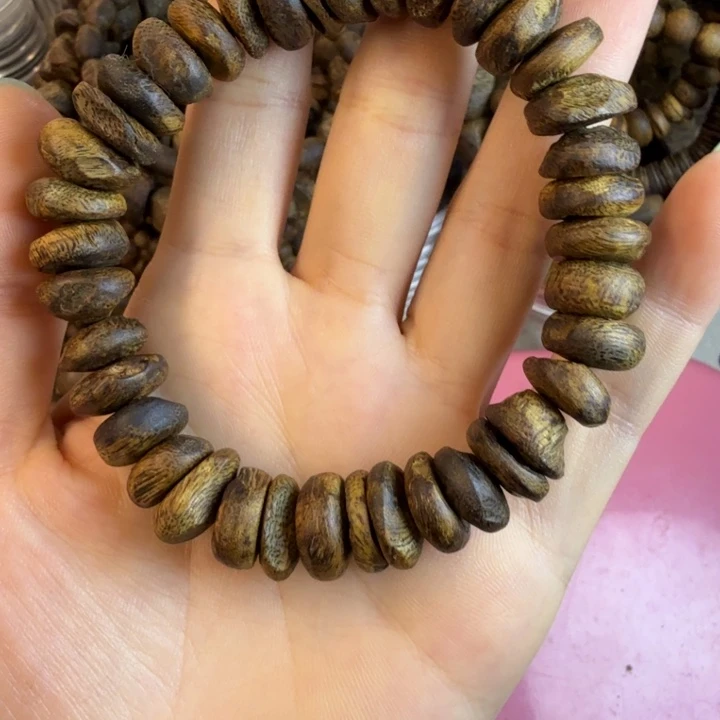 沉香沉香碎屑莺歌绿奇楠1.4壳子17.9克