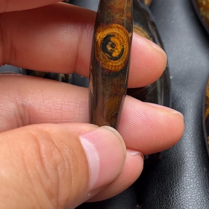 栖***迟碧石未镶嵌颈饰珠