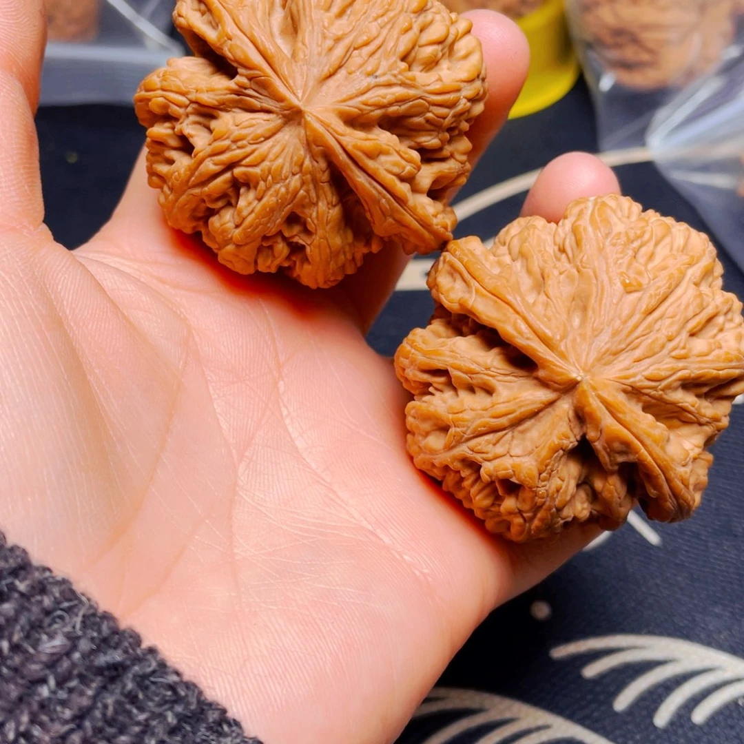 吊坠文玩核桃?****〰平谷粗筋