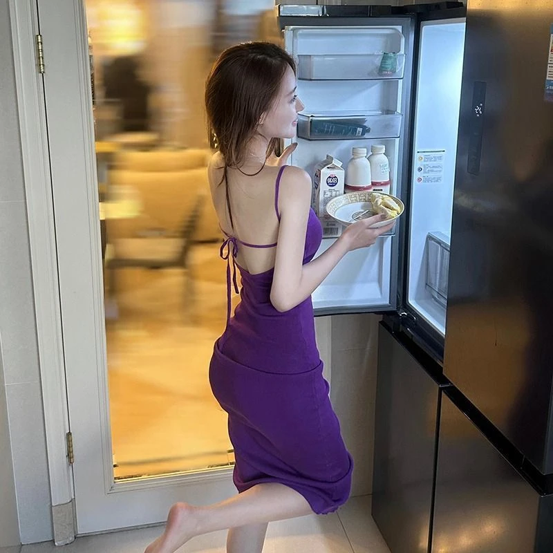 性感露背设计感针织吊带连衣裙女纯欲风夏季新款中长款修身包臀裙