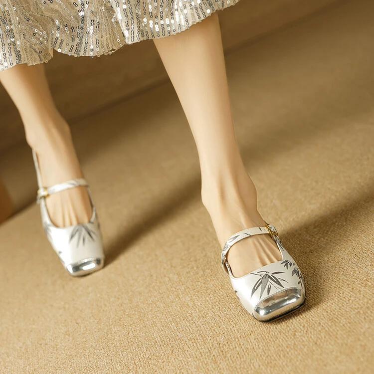 3.5cm粗跟包头拖鞋轻奢鞋子女款爆款2025新款夏天穿裙子专用鞋子