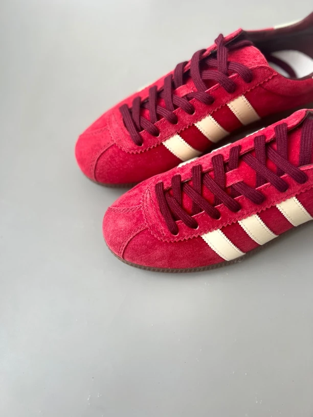 三条杠时尚休闲鞋板鞋德训鞋拼色舒适情侣百搭透气女鞋.