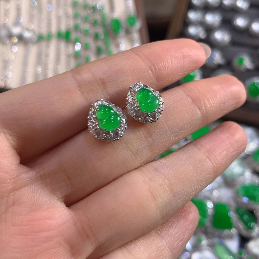 翡翠未镶嵌颈饰葫芦耳钉