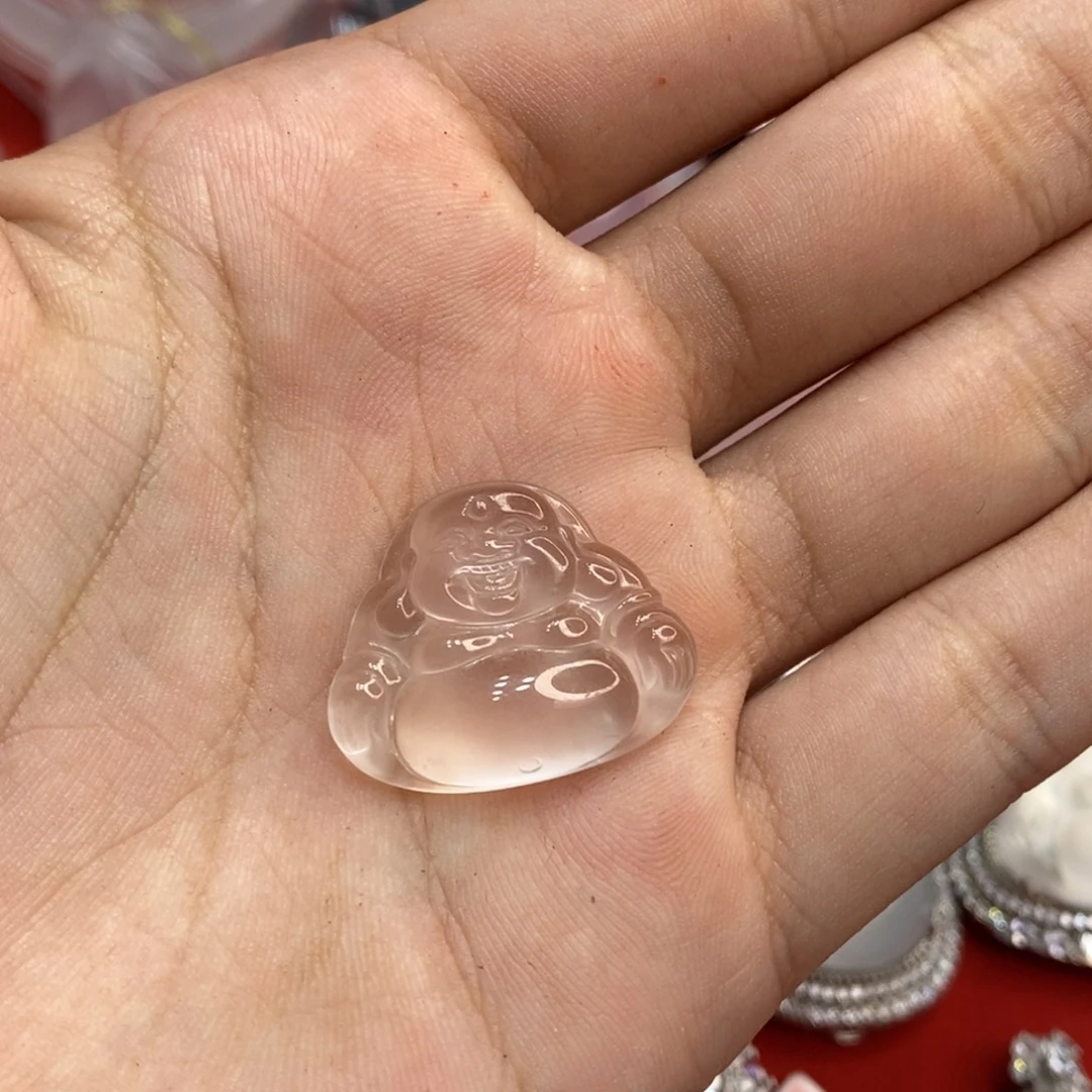 颈饰未镶嵌石英质玉