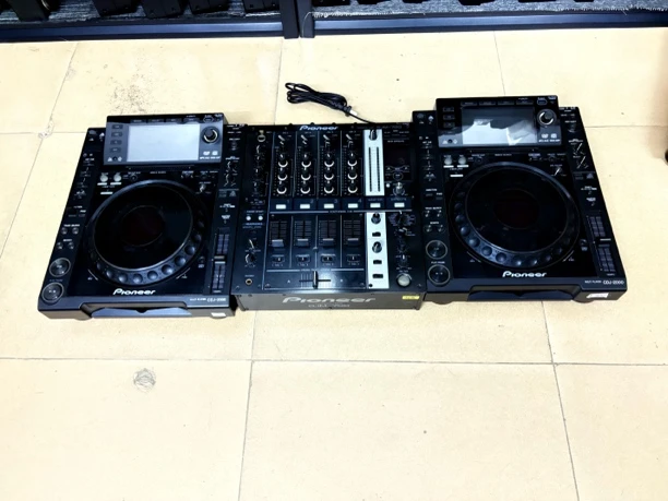 9新 pioneer/先锋 二手先锋cdj2000一代+djm700套装 不支持无理由