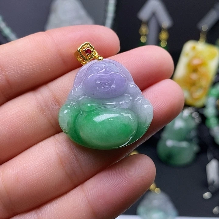 翡翠未镶嵌吊坠(赠链)平**淡