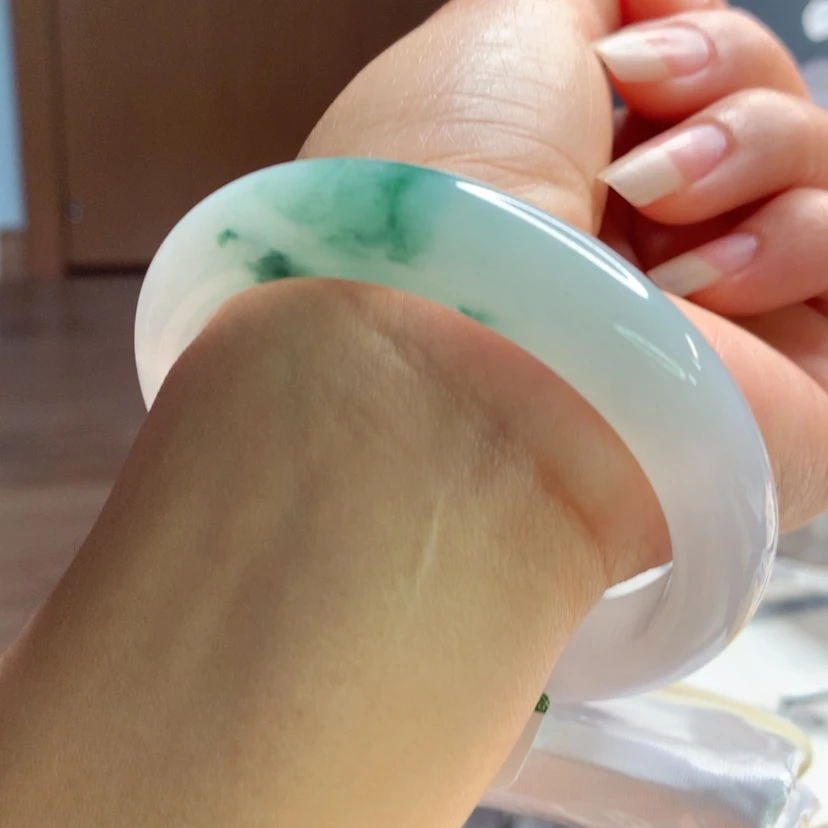 【闪购商品】翡翠手镯未镶嵌天然翡翠手镯