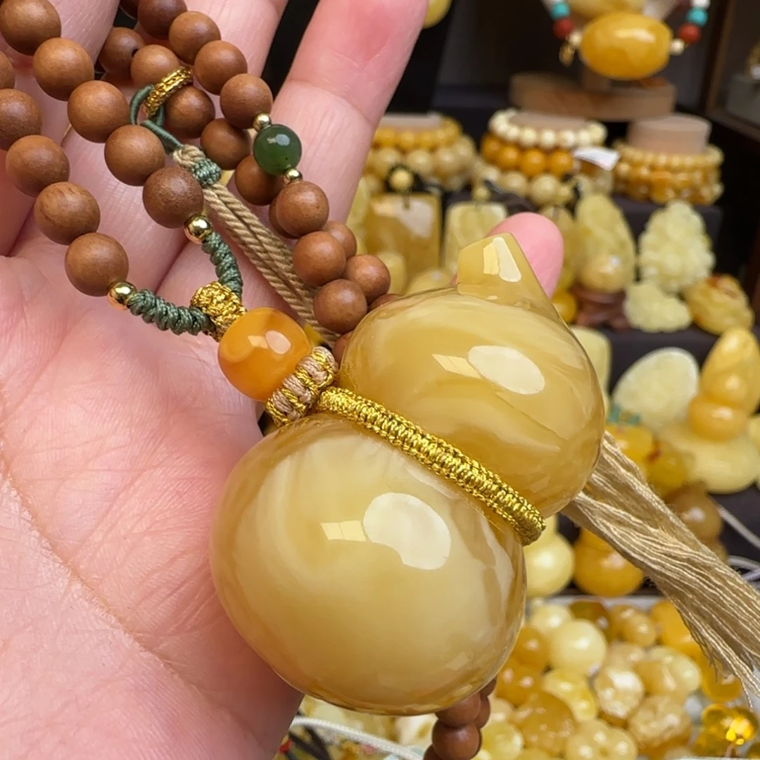 琥珀未镶嵌套链天然俄料蜜糖红蜜蜡葫芦吊坠