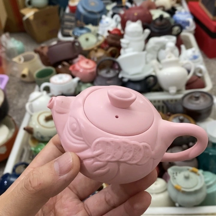 陶瓷艺术品及陶瓷壶