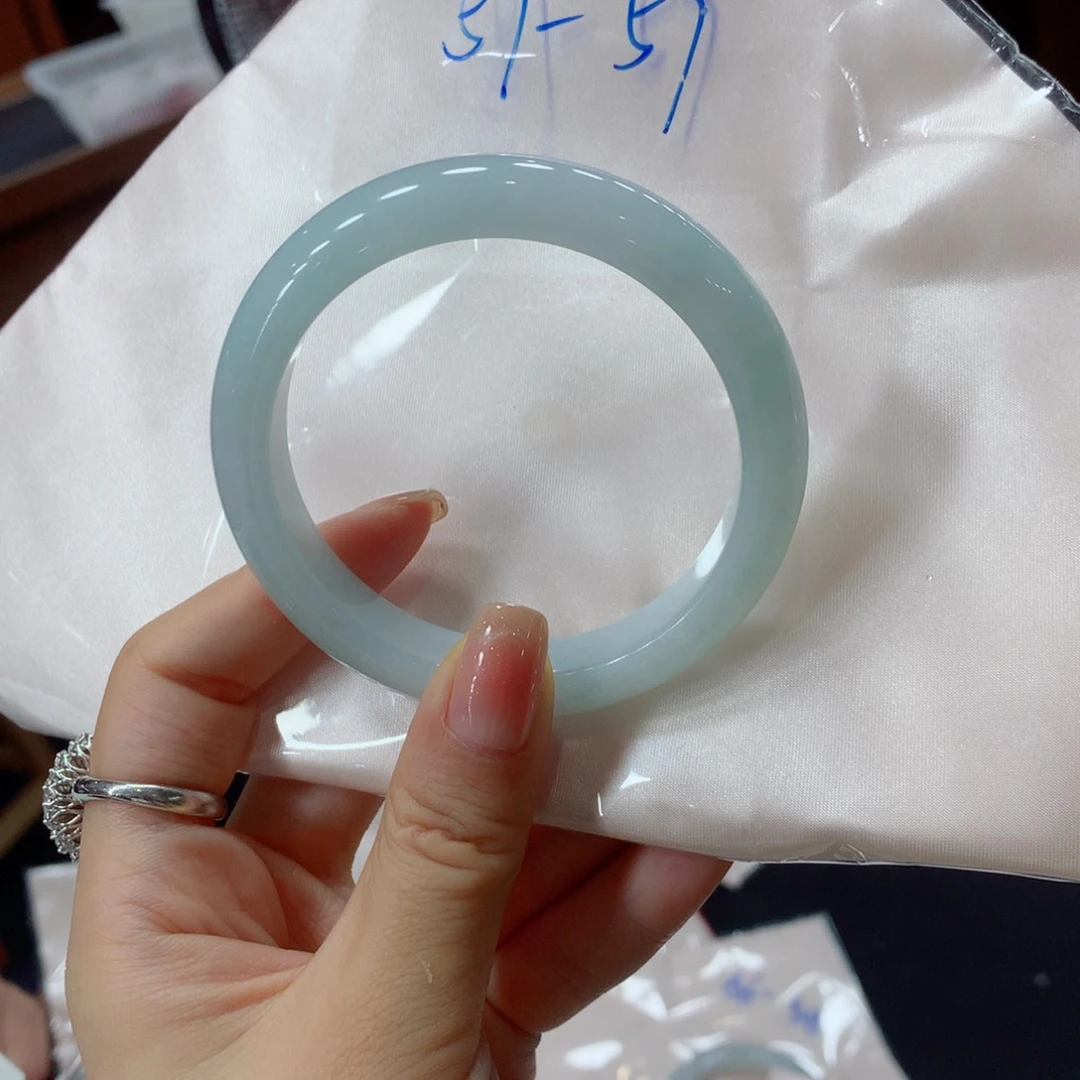 未镶嵌手镯翡翠?****ヾ买断