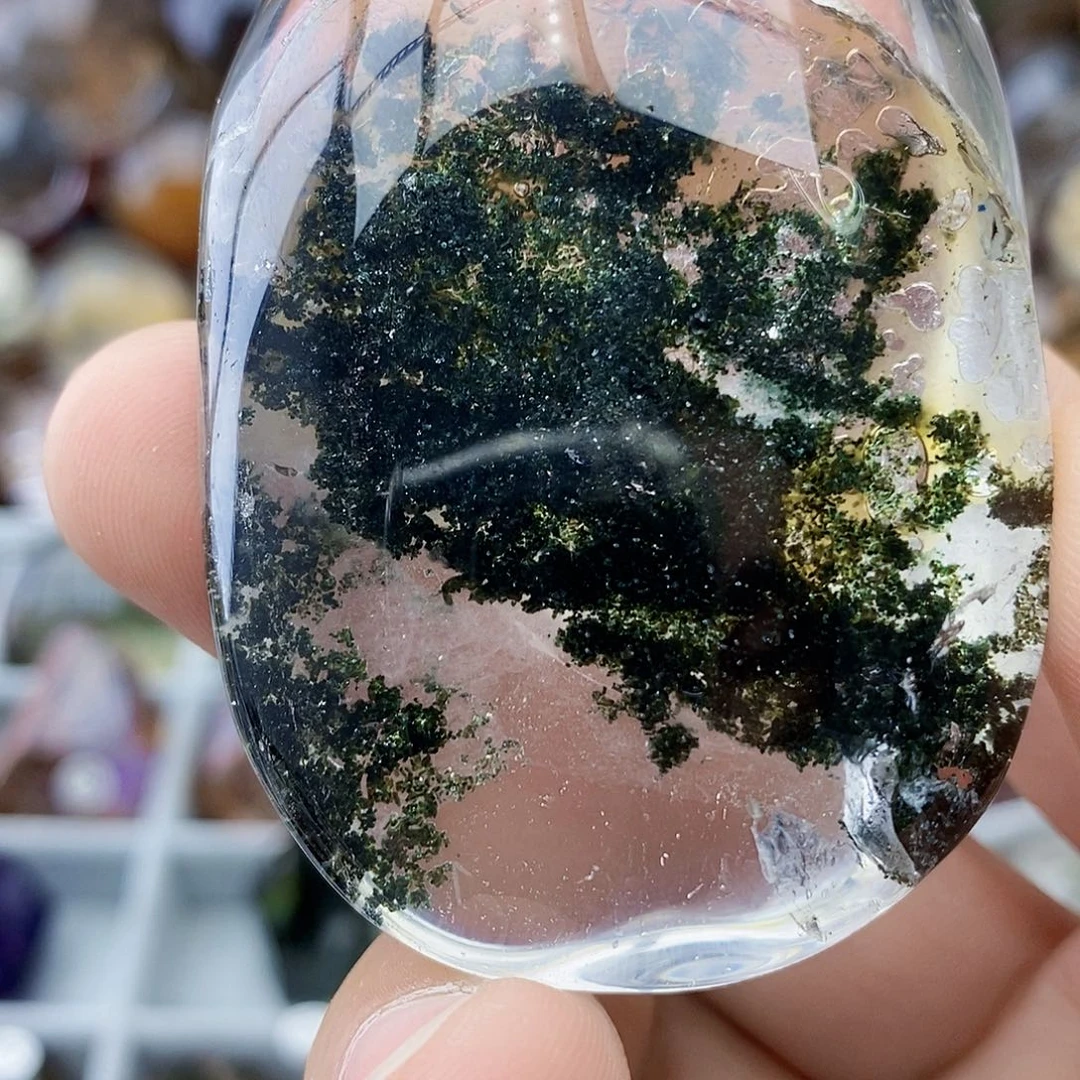 天然水晶透亮光泽未镶嵌水晶绿*车