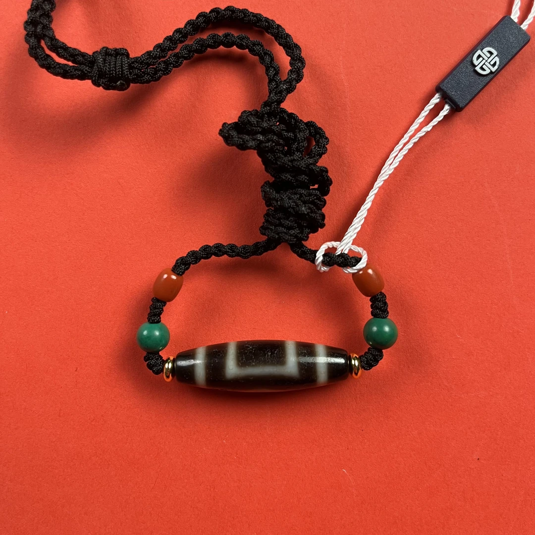 天地玛瑙勒子 9425