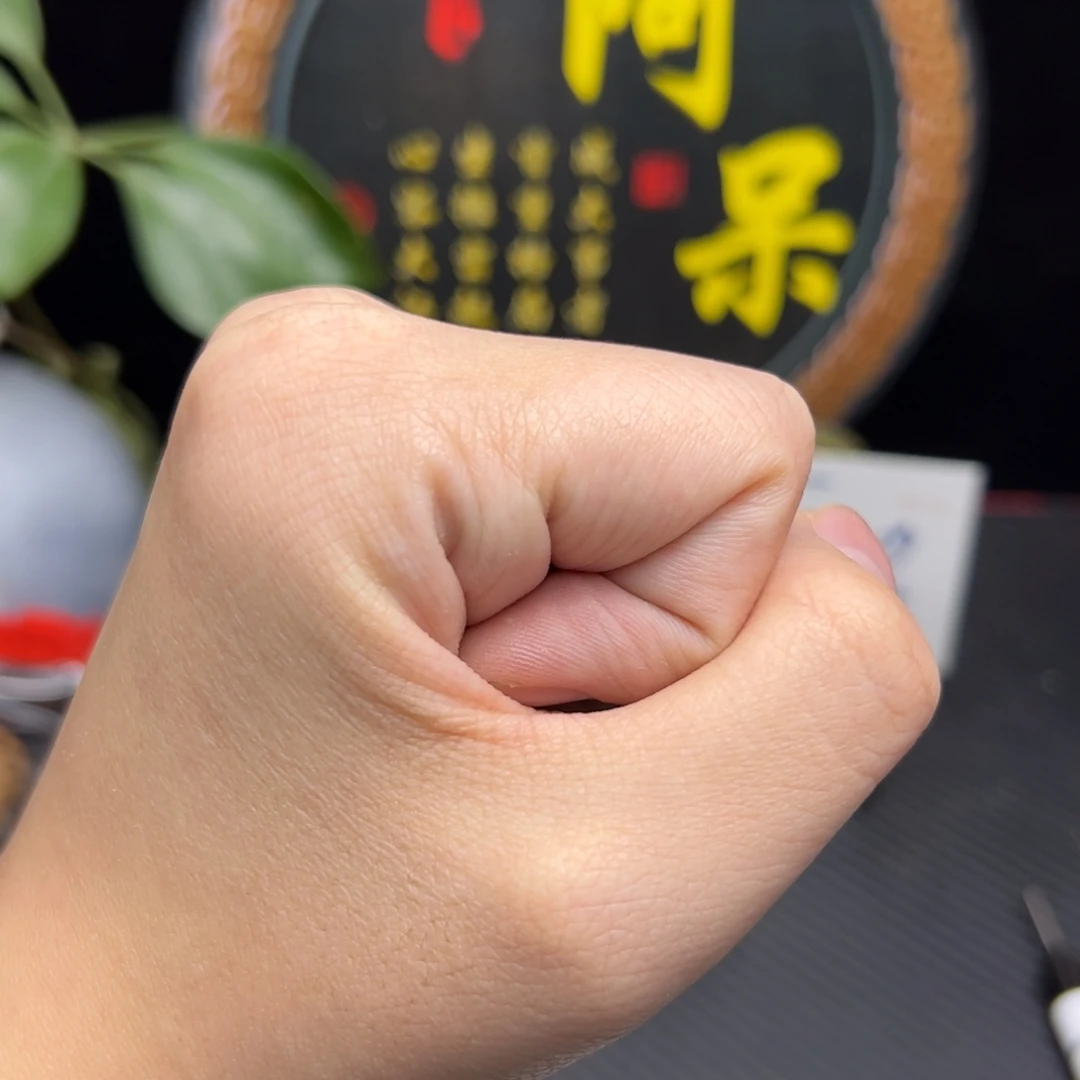 M****文玩核桃把件随机核桃一对