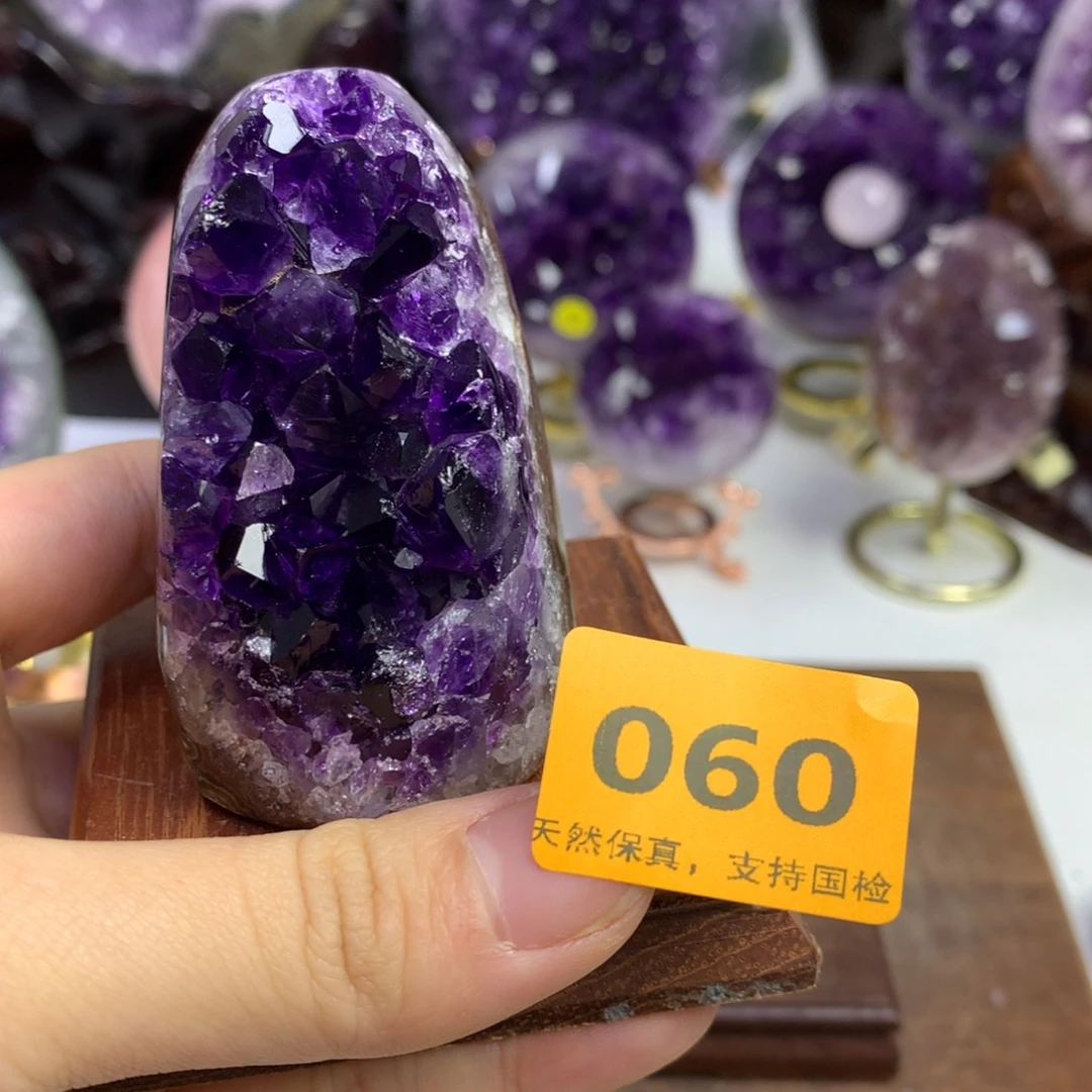 紫晶摆件未镶嵌紫晶