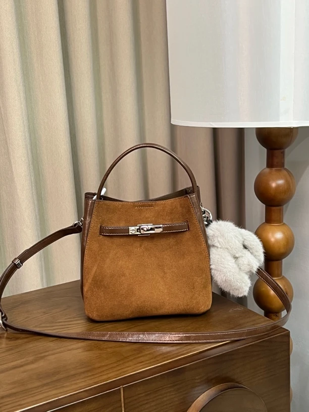 磨砂牛皮手提斜跨单肩包包