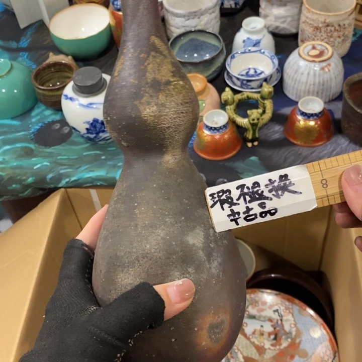在干嘛啊亲爱勒亲这样