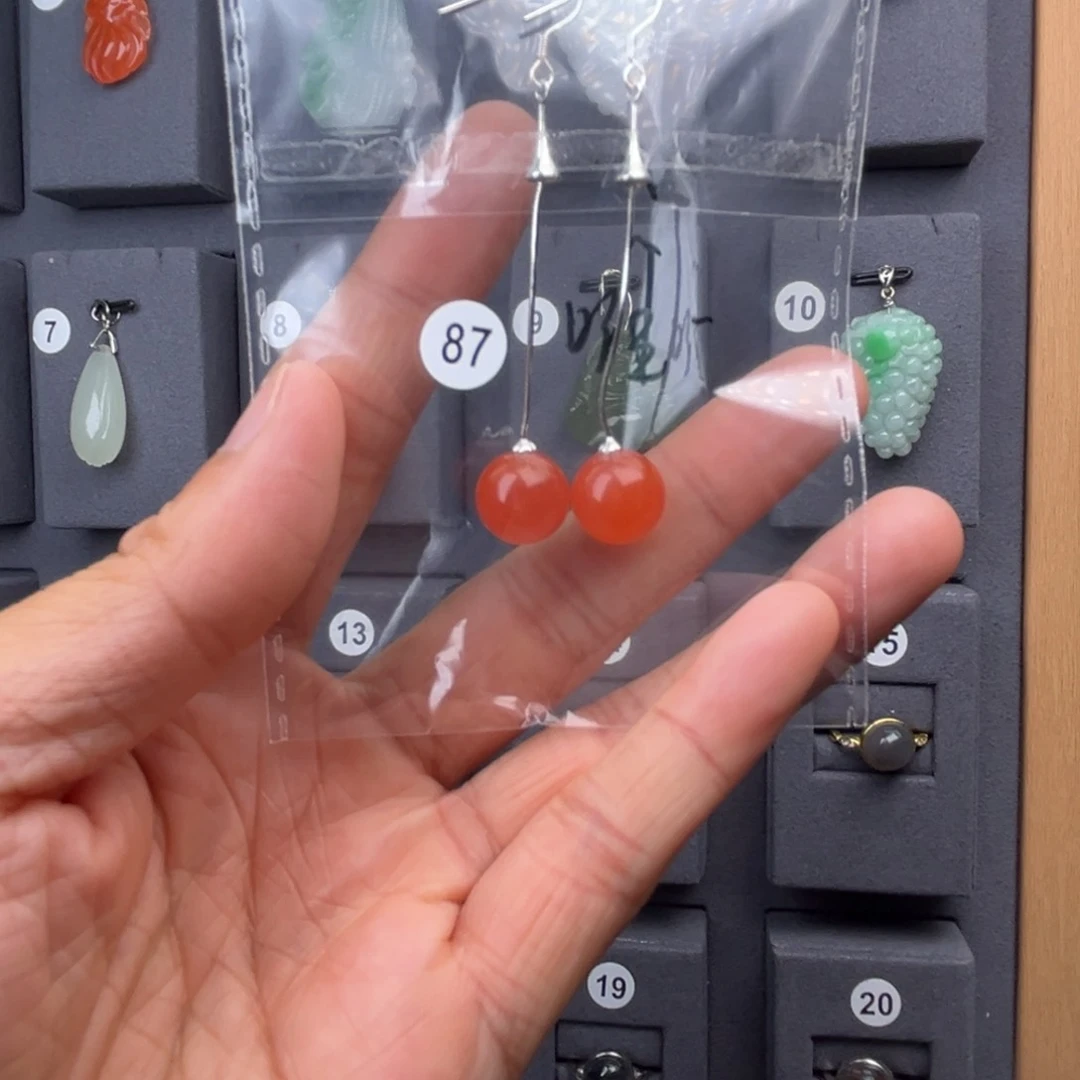 银S925镶嵌南红玛瑙耳饰此**一