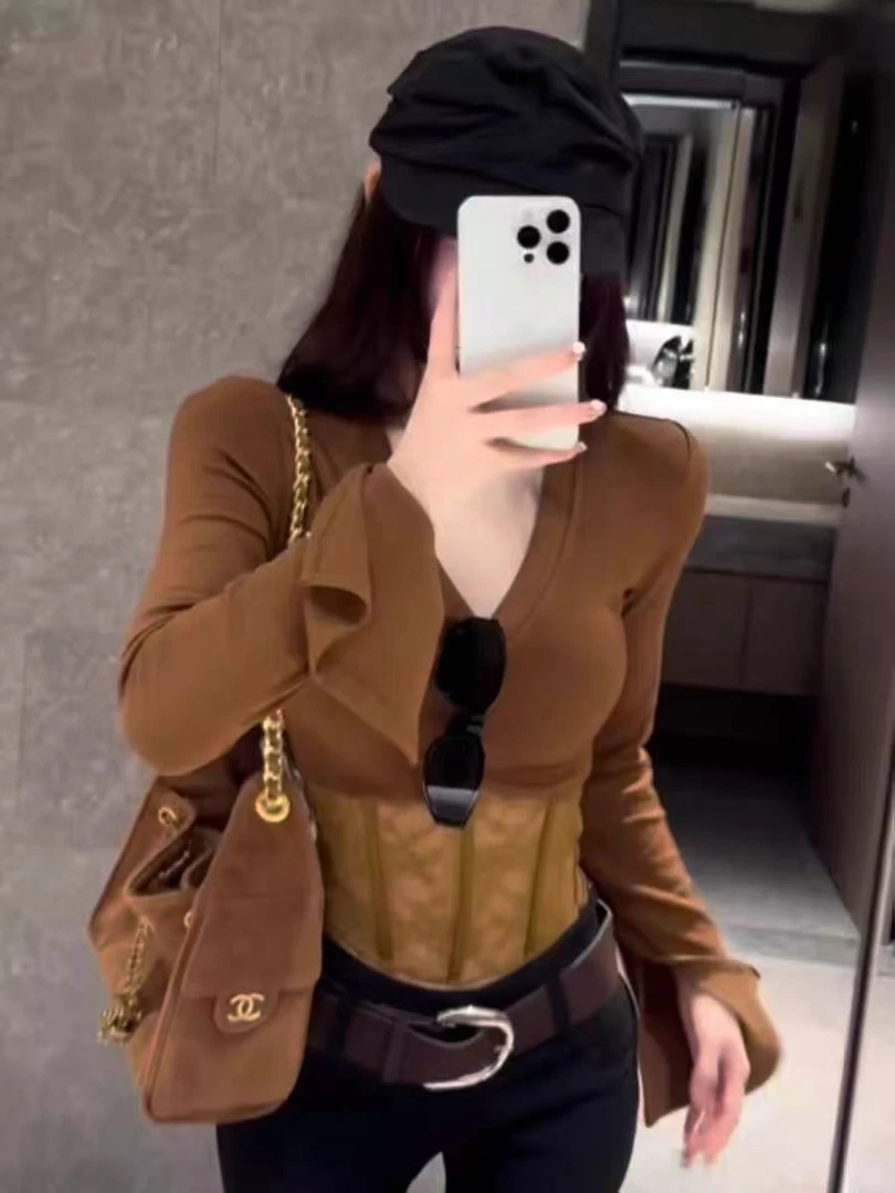 岩岩家3188纯欲风性感V领长袖打底新款蕾丝拼接显瘦短款上衣潮