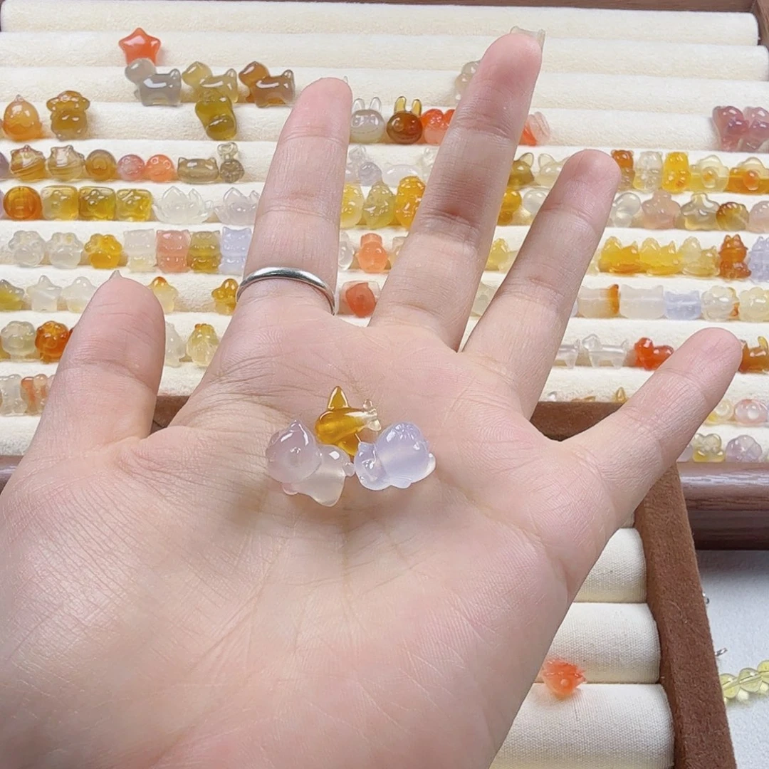 大***赖玛瑙/玉髓颈饰合金