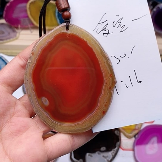玛瑙/玉髓颈饰未镶嵌爱**?