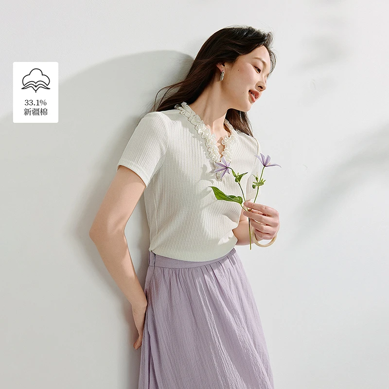 【一秒入夏】茵曼夏季法式甜美荷叶边V领肌理T恤显瘦短袖白色上衣