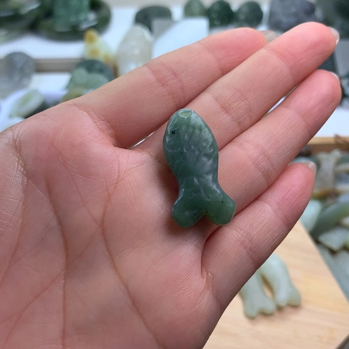 和田玉（糖玉）未镶嵌颈饰