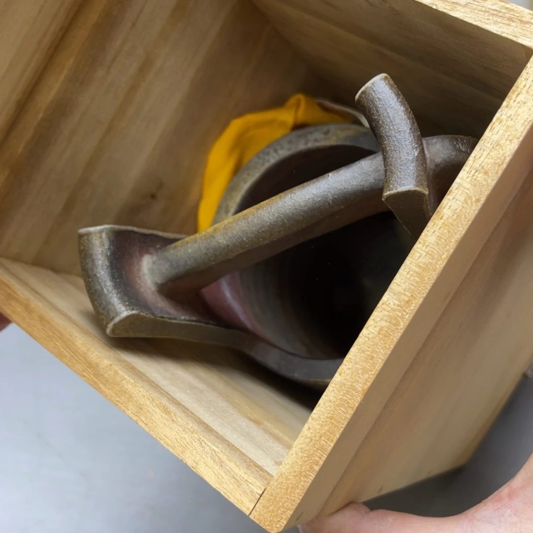 瓷片路*步密密麻麻地铺满一地