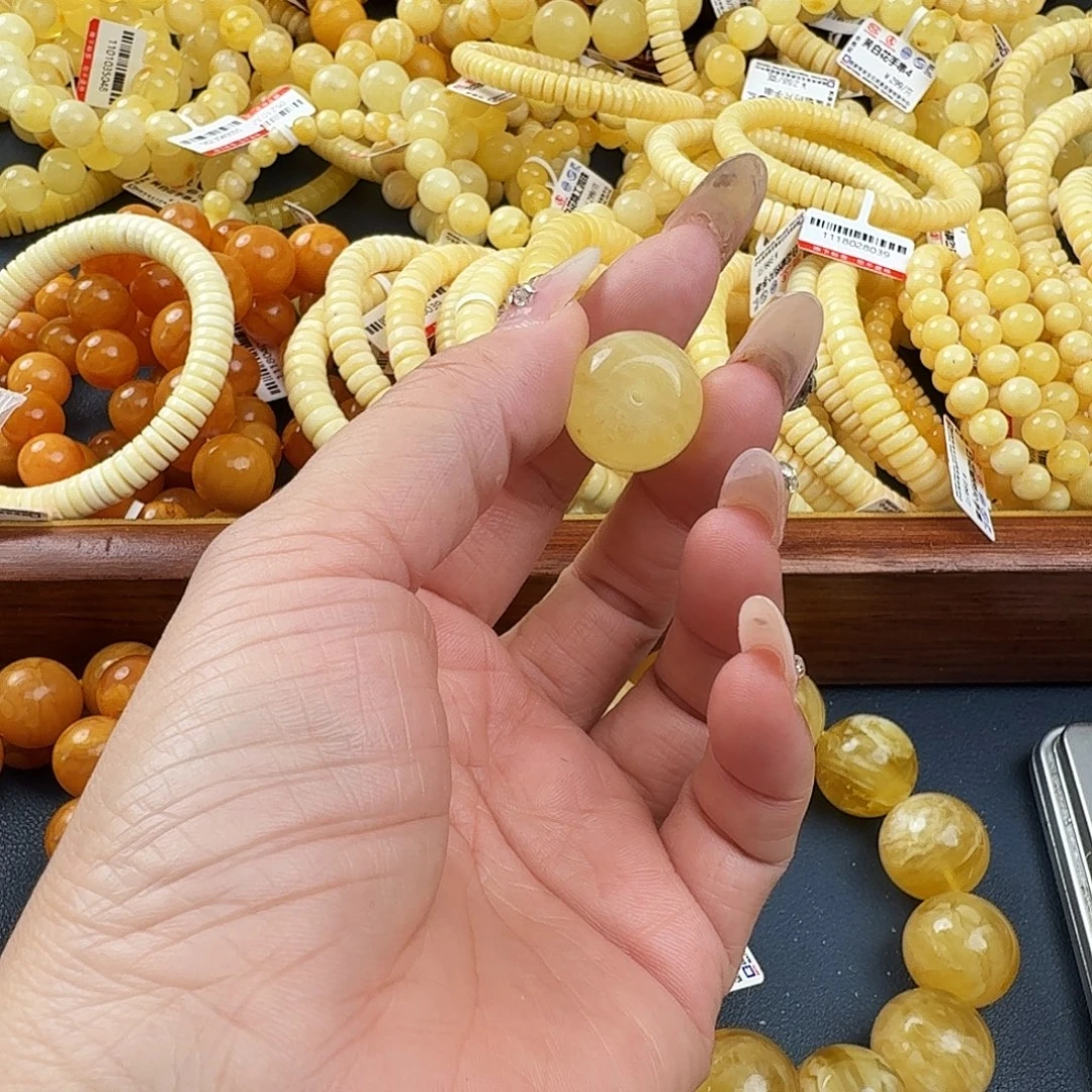 琥珀未镶嵌珠宝奇石