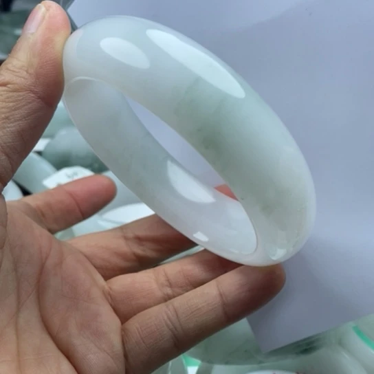 石英质玉（金丝玉）未镶嵌手镯