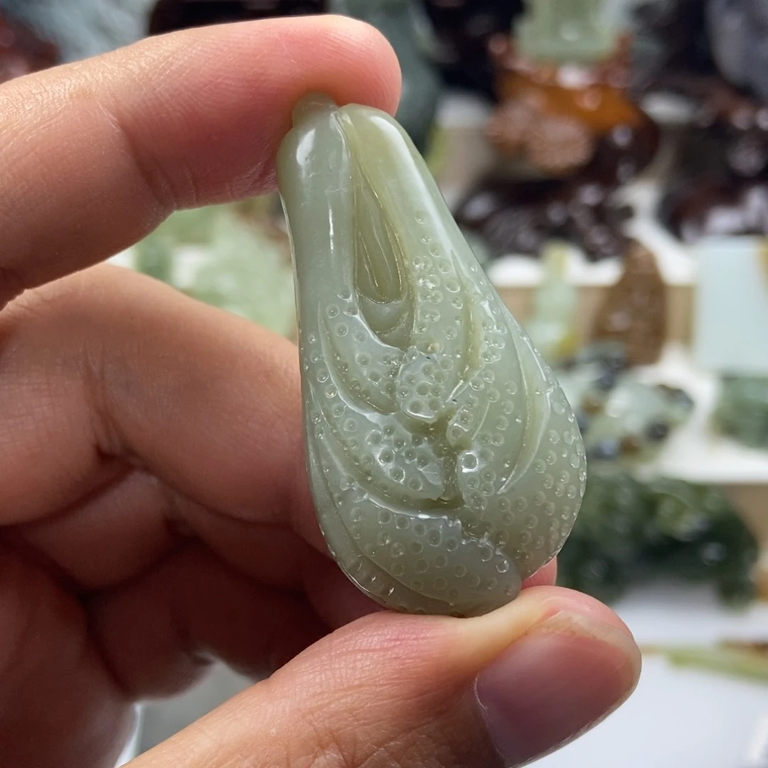 【闪购商品】吊坠(不含链)未镶嵌和田玉