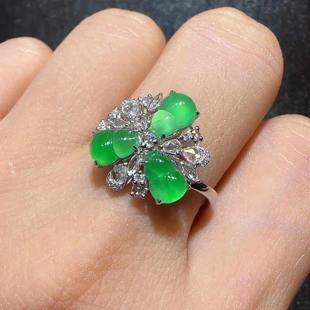 翡翠18K金镶嵌戒指葫芦设计款