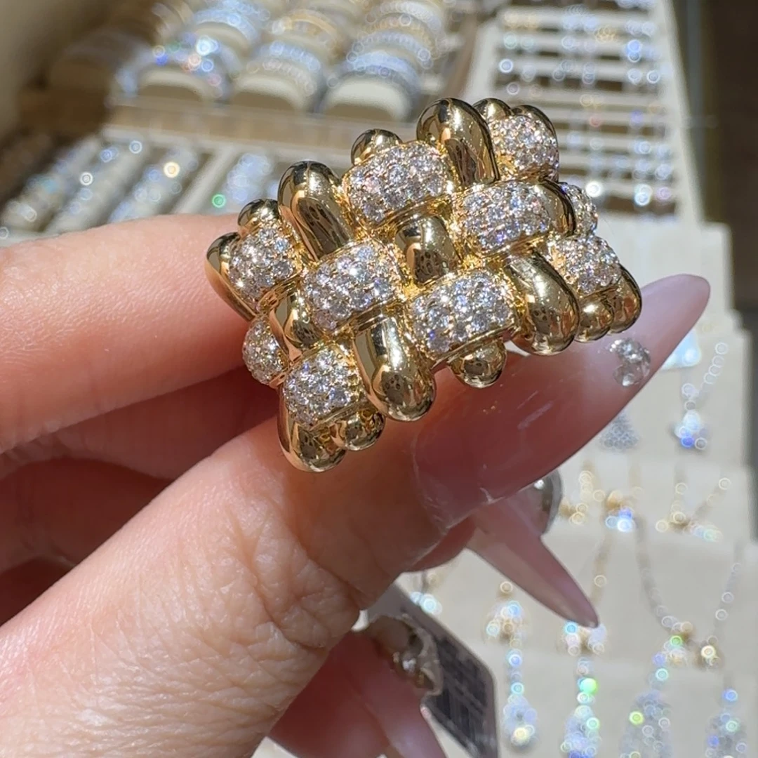 18K金镶嵌戒指/指环钻石