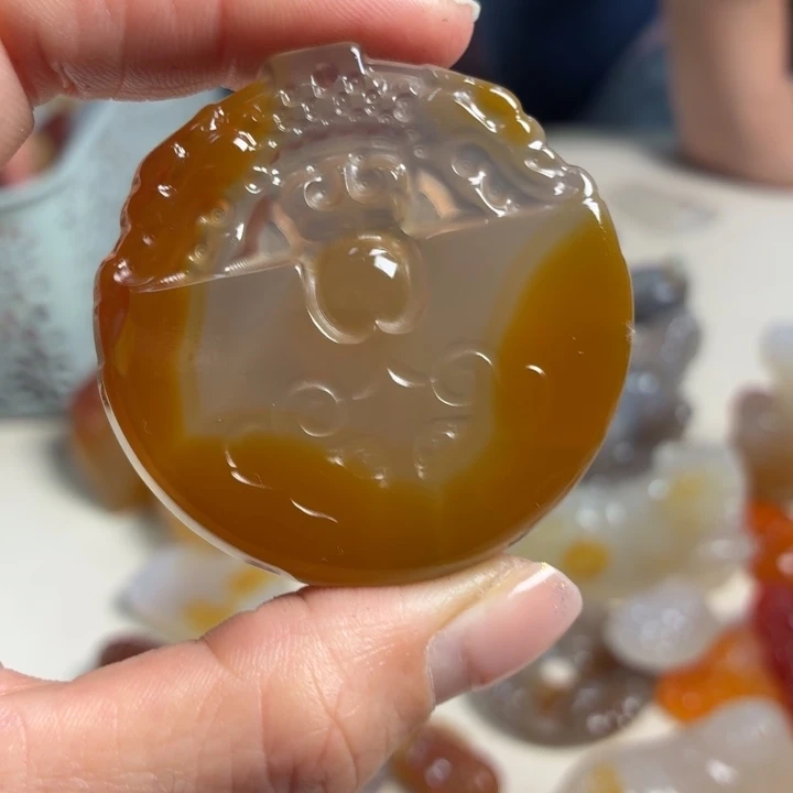 玛瑙/玉髓未镶嵌吊坠(不含链)